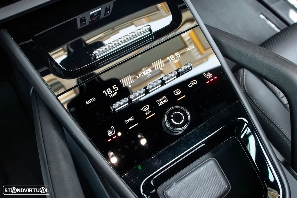 Porsche Cayenne E-Hybrid - 32