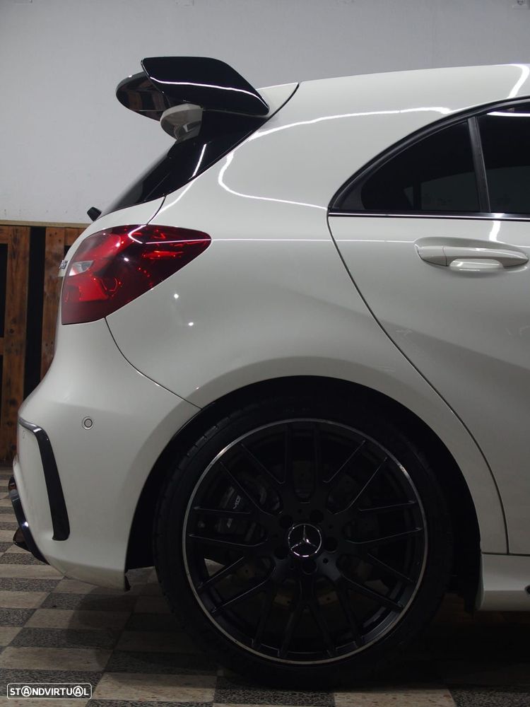 Mercedes-Benz A 45 AMG 4-Matic - 6
