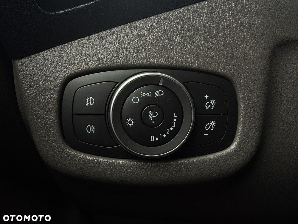 Ford Transit Connect - 32