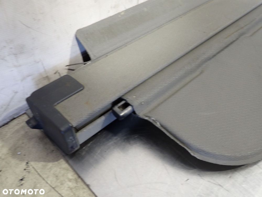 ROLETA BAGAŻNIKA AUDI 80 B4 2.0 8A98635533VY - 2