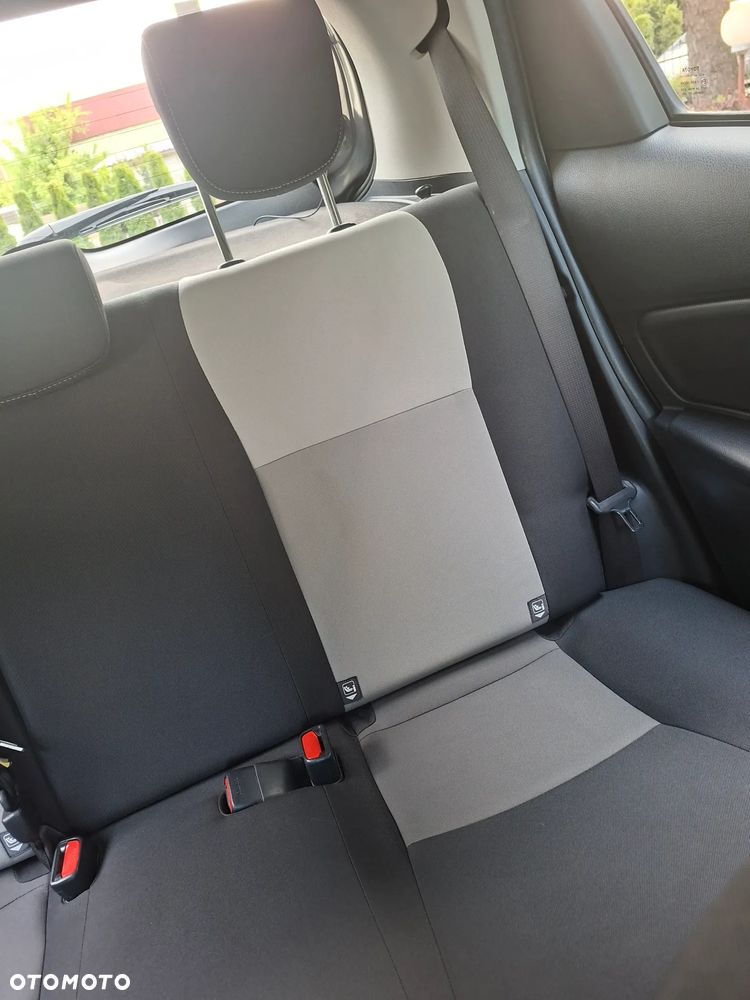 Toyota Yaris 1.5 Premium - 32