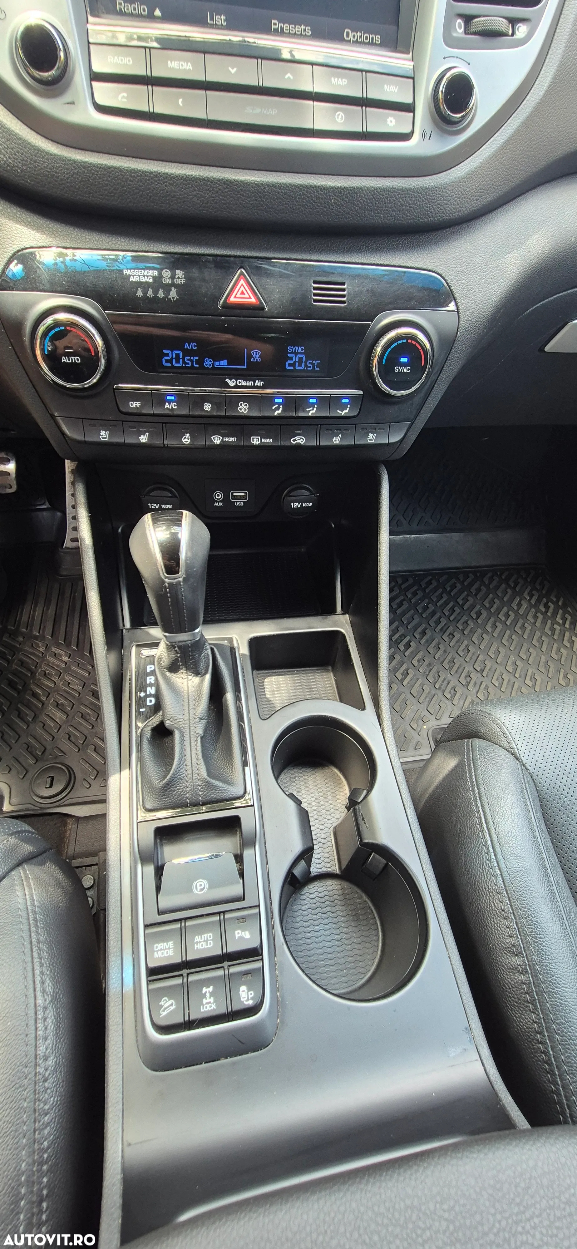 Hyundai Tucson 2.0 CRDI 4WD 8AT Premium - 6