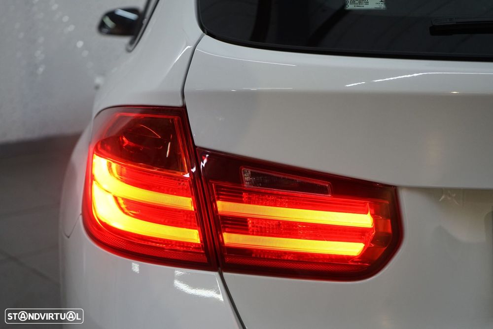 BMW 320 d Touring Line Sport - 11
