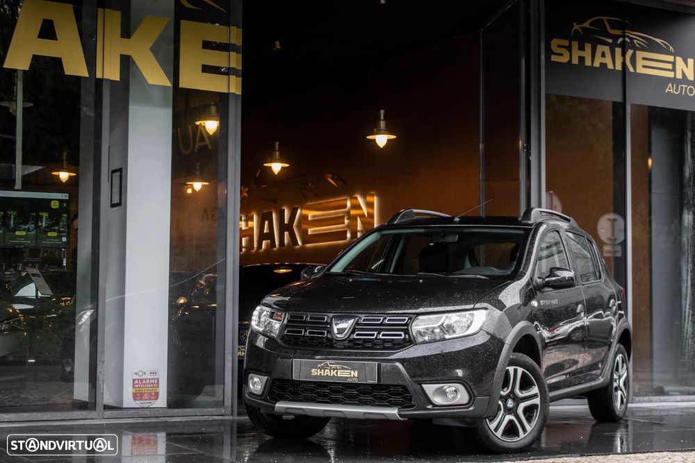 Dacia Sandero 1.0 SCe Stepway - 1