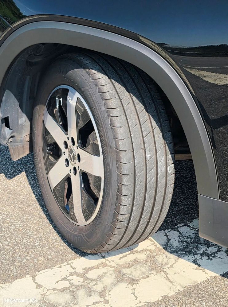 Mercedes-Benz GLB 200 d 4Matic Progressive - 28
