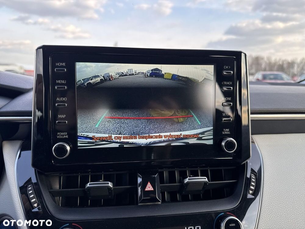 Toyota Corolla 1.8 Hybrid Comfort - 19