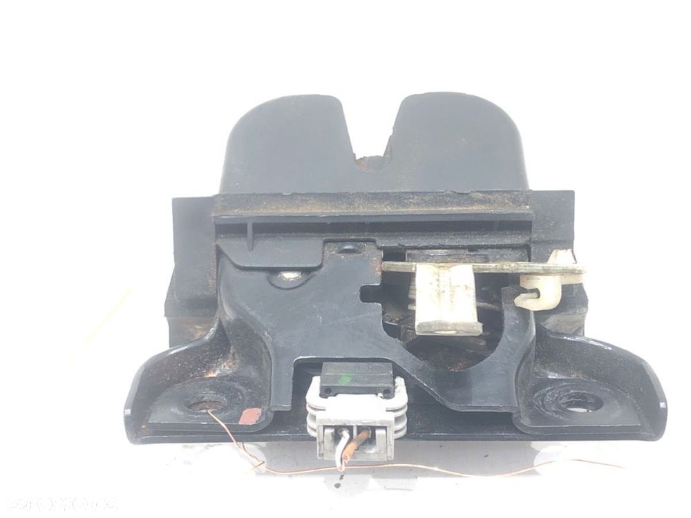 ZAMEK KLAPY TYŁ - 59.00 PLN - AUDI A3 (8L1) 1996 - 2006 1.9 TDI 96 kW [130 KM] olej napędowy 2000 - 2