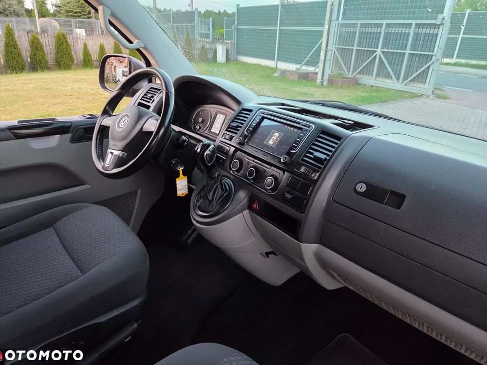 Volkswagen T5 FACE LIFT 2.0TDI 140KM LONG KLIMA FULL OPCJA LONG ORYGINAŁ ZADBANY DUBEL KABINA - 10
