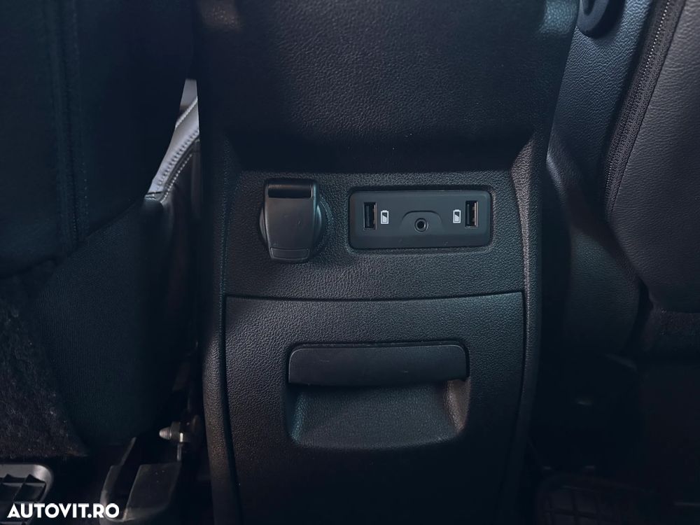 Renault Grand Scenic - 30