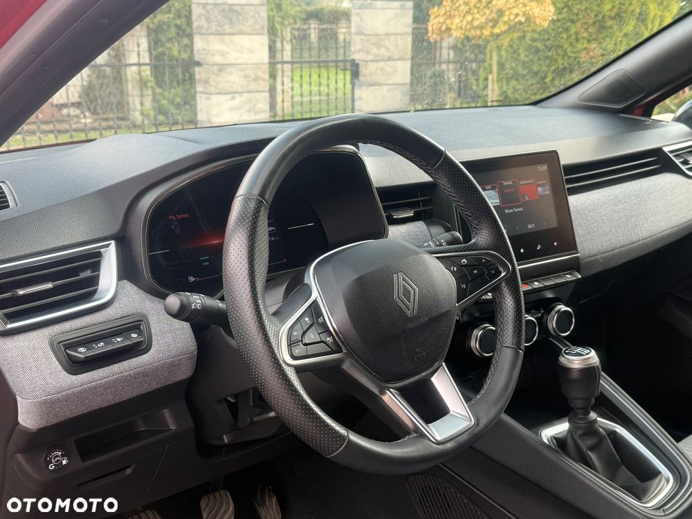 Renault Clio 1.0 TCe Techno - 10