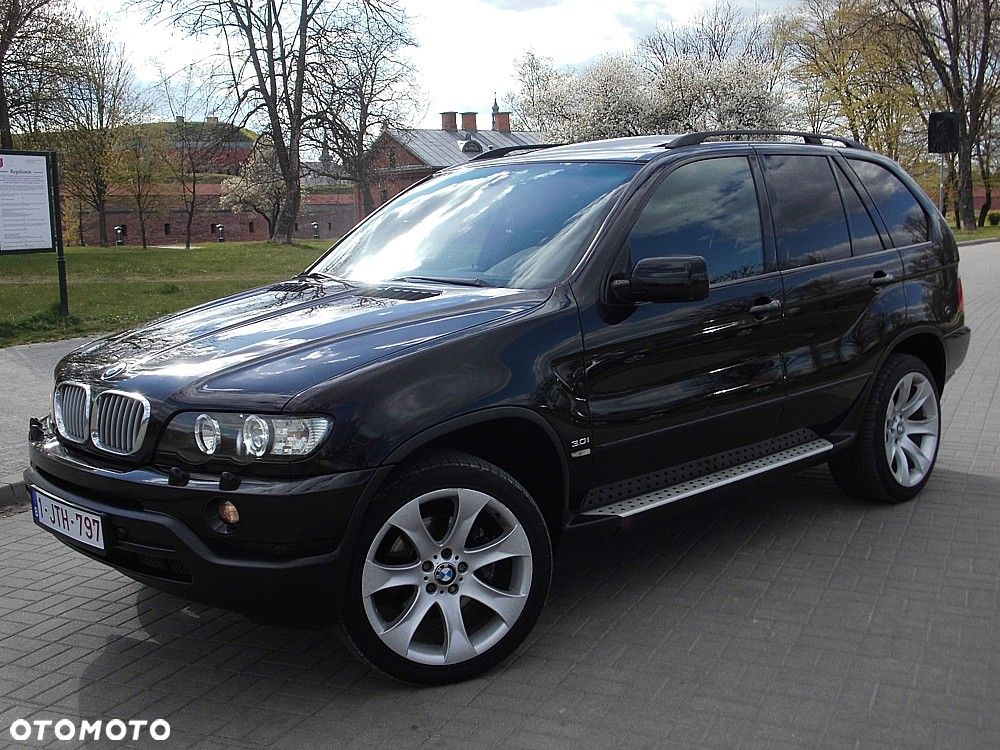 BMW X5 3.0 i Edition Exclusive Sport - 3