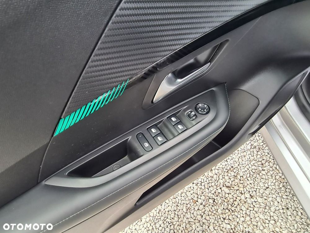 Peugeot 208 1.2 PureTech Active S&S EAT8 - 33