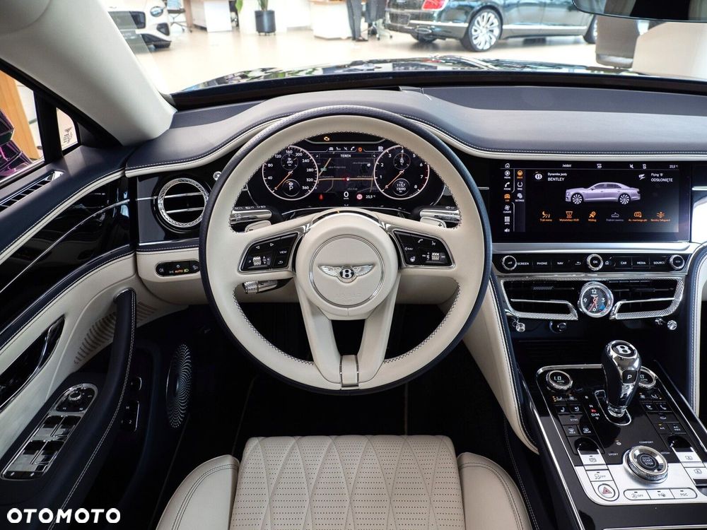 Bentley Flying Spur - 15