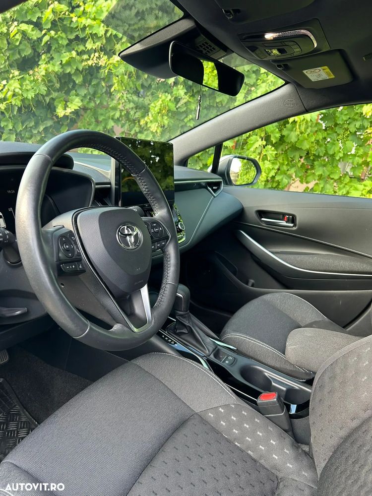 Toyota Corolla - 9