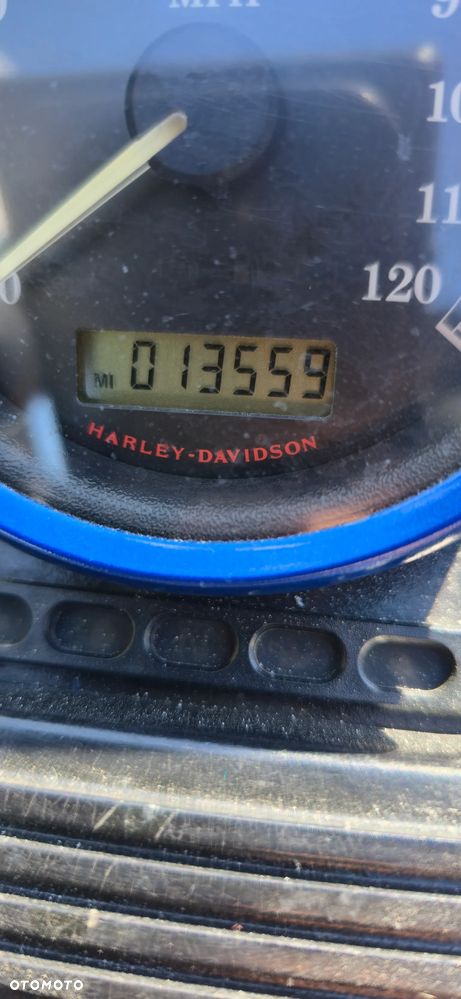 Harley-Davidson Sportster - 13