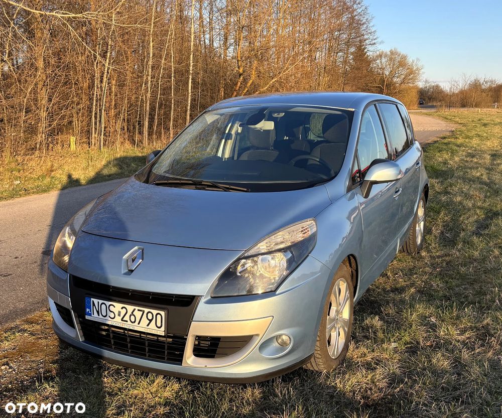 Renault Scenic 2.0 dCi Privilege - 9