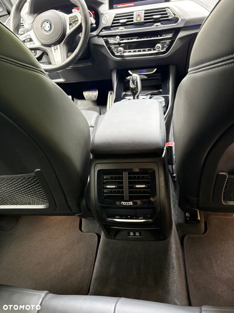 BMW X3 xDrive20d - 28