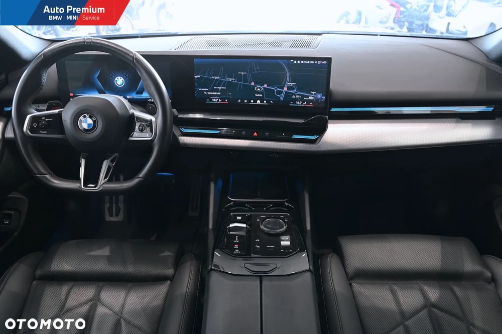 BMW Seria 5 520i mHEV - 13