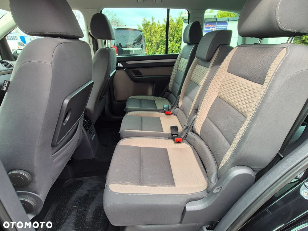 Volkswagen Touran 1.4 TSI Cross - 27