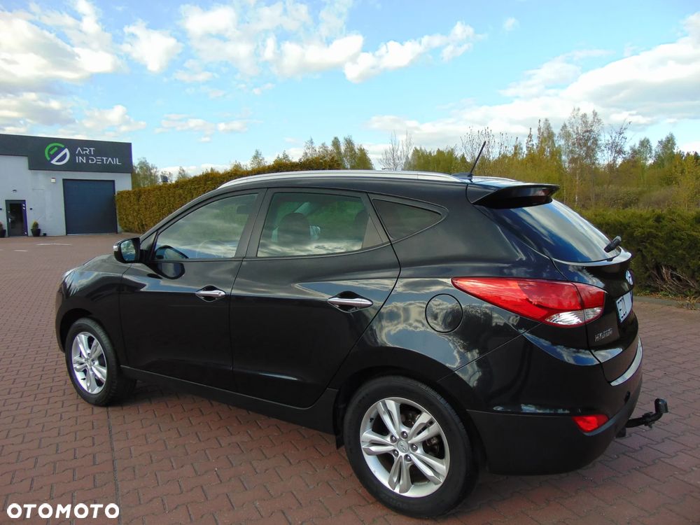 Hyundai ix35 2.0 Premium 2WD - 19
