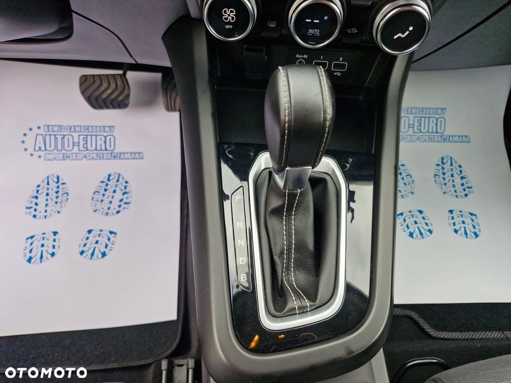 Renault Arkana 1.6 E-TECH Intens MMT - 30