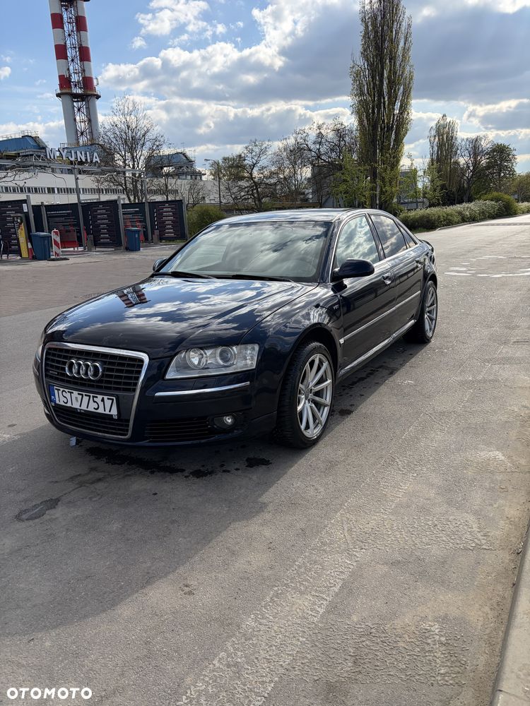 Audi A8 - 2