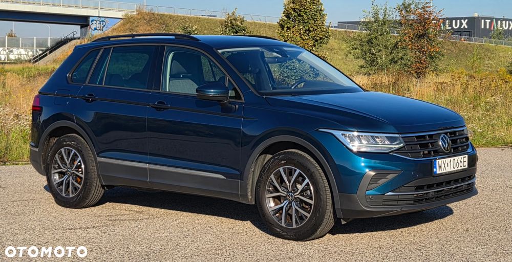 Volkswagen Tiguan - 4
