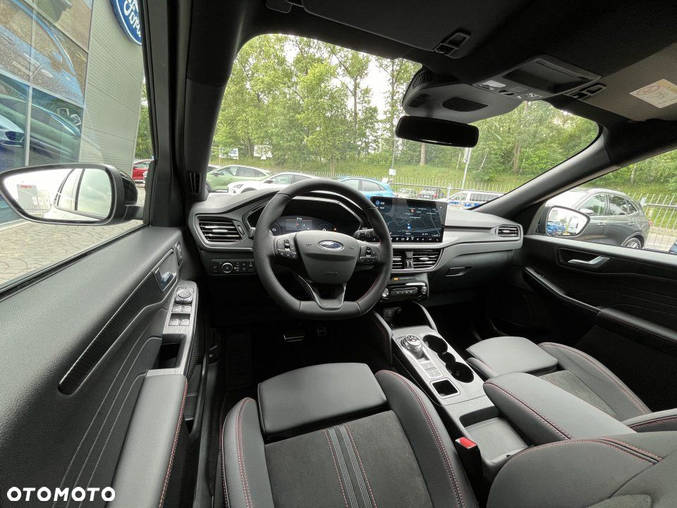 Ford Kuga - 11