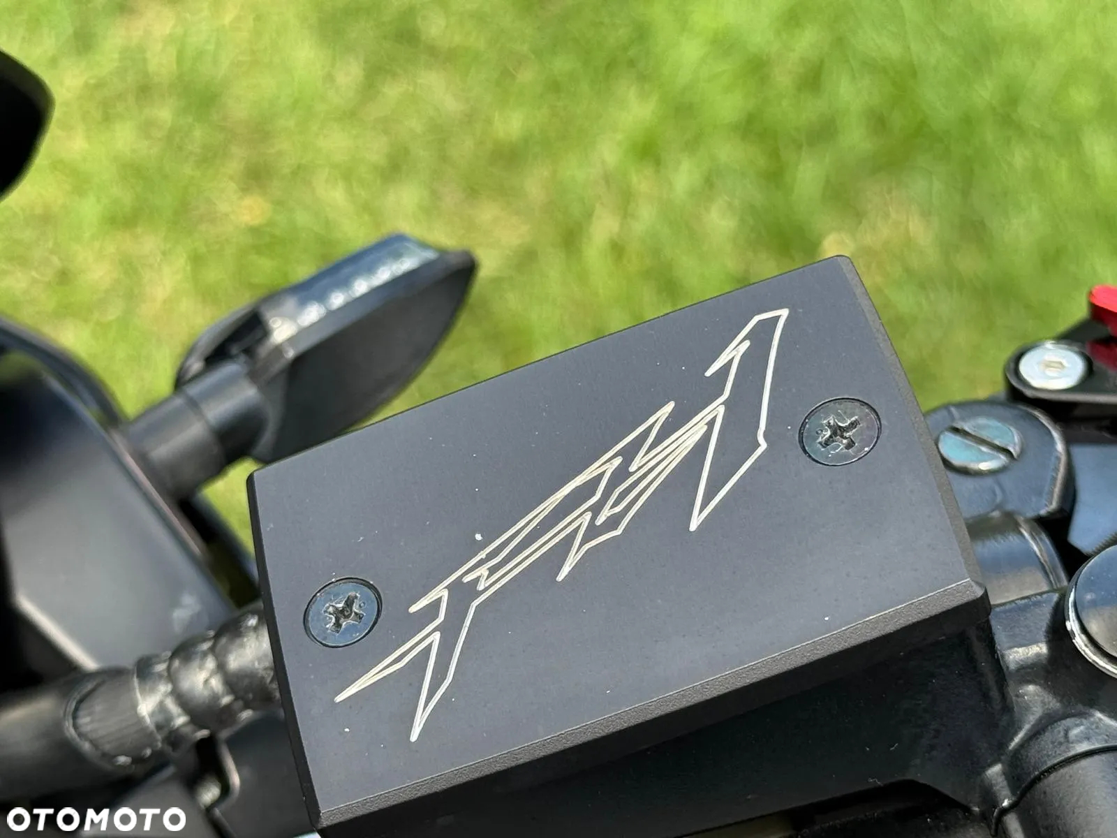 Yamaha FZ - 17