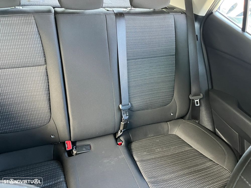 Kia Stonic 1.0 T-GDi Urban - 30