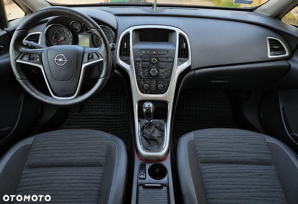 Opel Astra 1.4 Turbo Design Edition - 5
