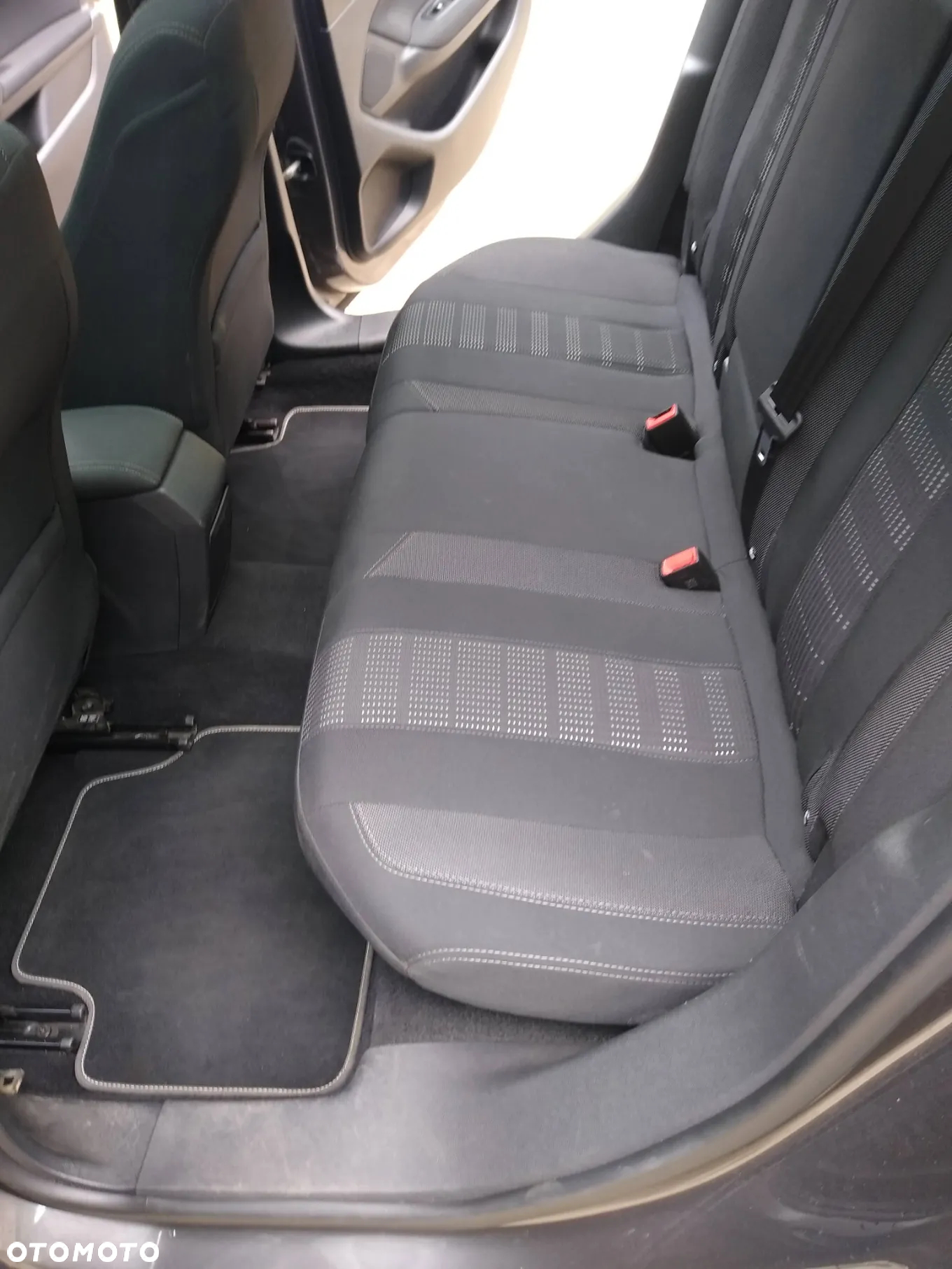 Peugeot 308 SW BlueHDi 150 Stop & Start Business-Line - 19