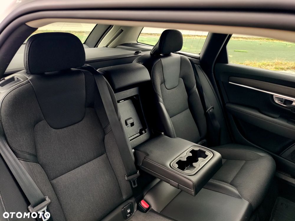 Volvo V90 Cross Country D4 AWD Pro - 13