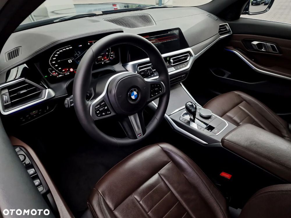 BMW Seria 3 320d xDrive mHEV - 5