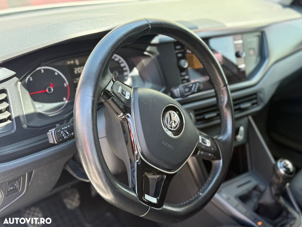 Volkswagen Polo - 11
