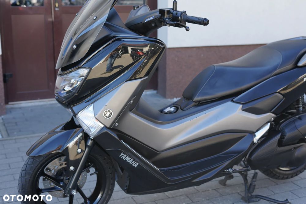 Yamaha NMAX - 28