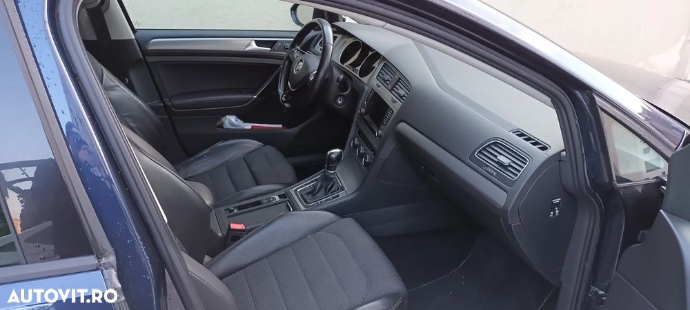 Volkswagen Golf 1.6 TDI BlueMotion Technology DPF Highline DSG - 4