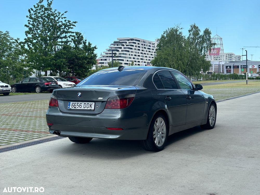 BMW Seria 5 525d Aut. - 8