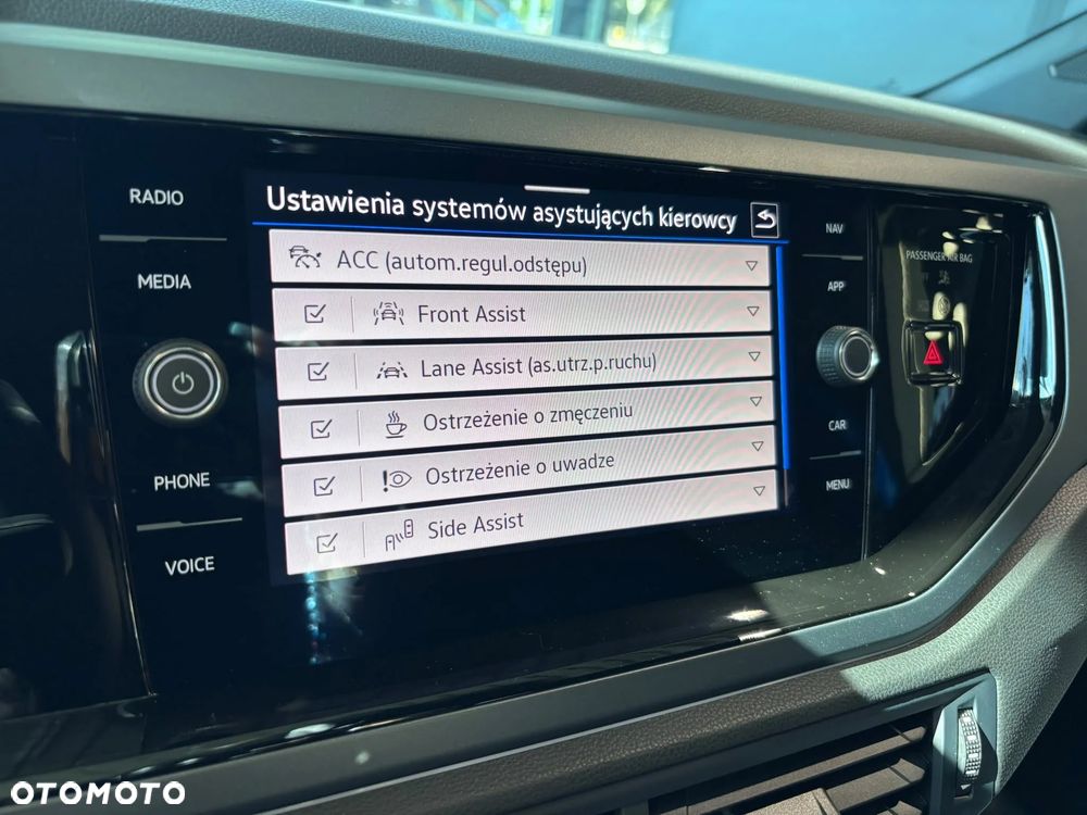 Volkswagen Polo 1.0 TSI R-Line Plus DSG - 18