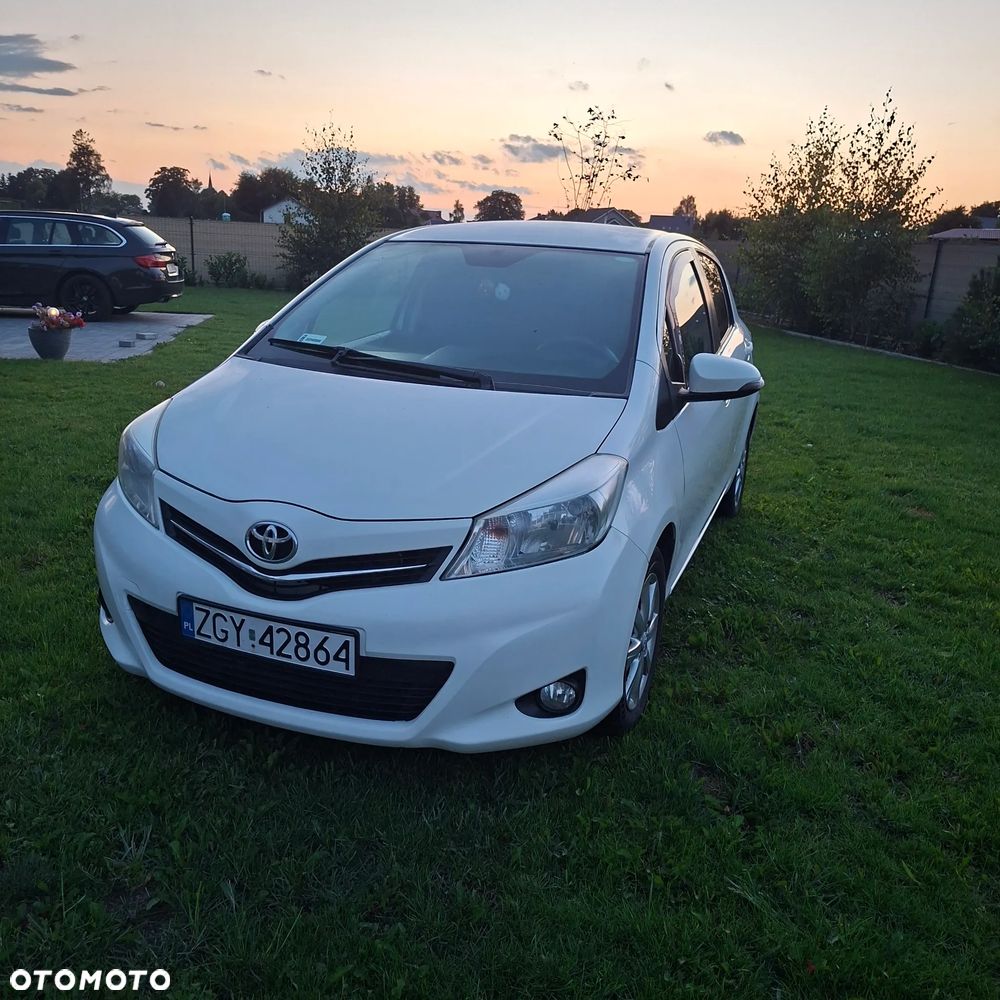 Toyota Yaris 1.4 D-4D Premium - 1