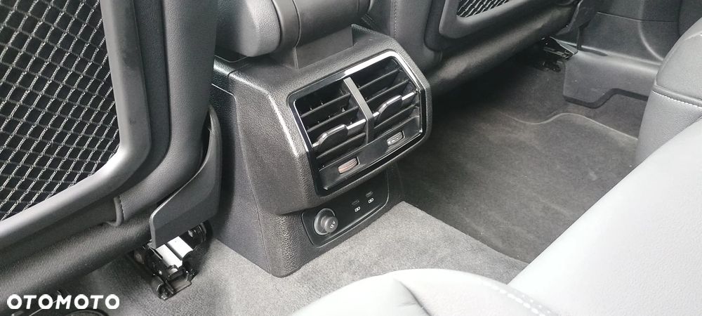 Audi Q3 45 TFSI Quattro S tronic S line - 28