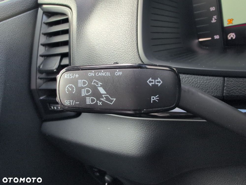 Skoda Karoq 2.0 TDI SCR 4x4 Sportline DSG - 26