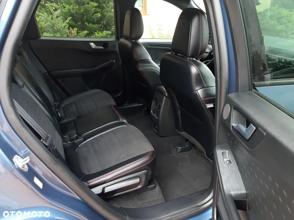 Ford Kuga 2.0 EcoBlue 4x4 ST-LINE - 32