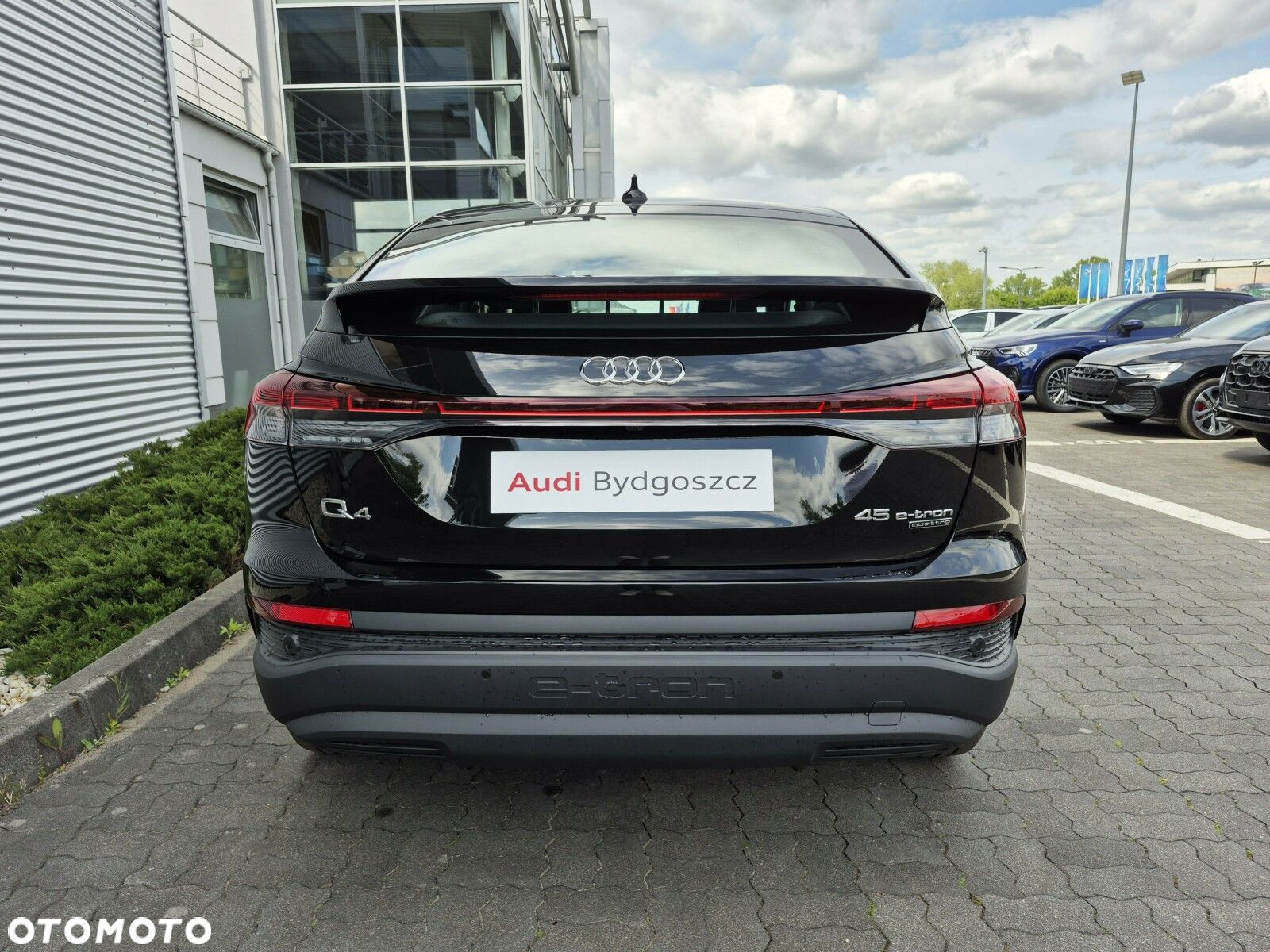 Audi Q4 e-tron - 3