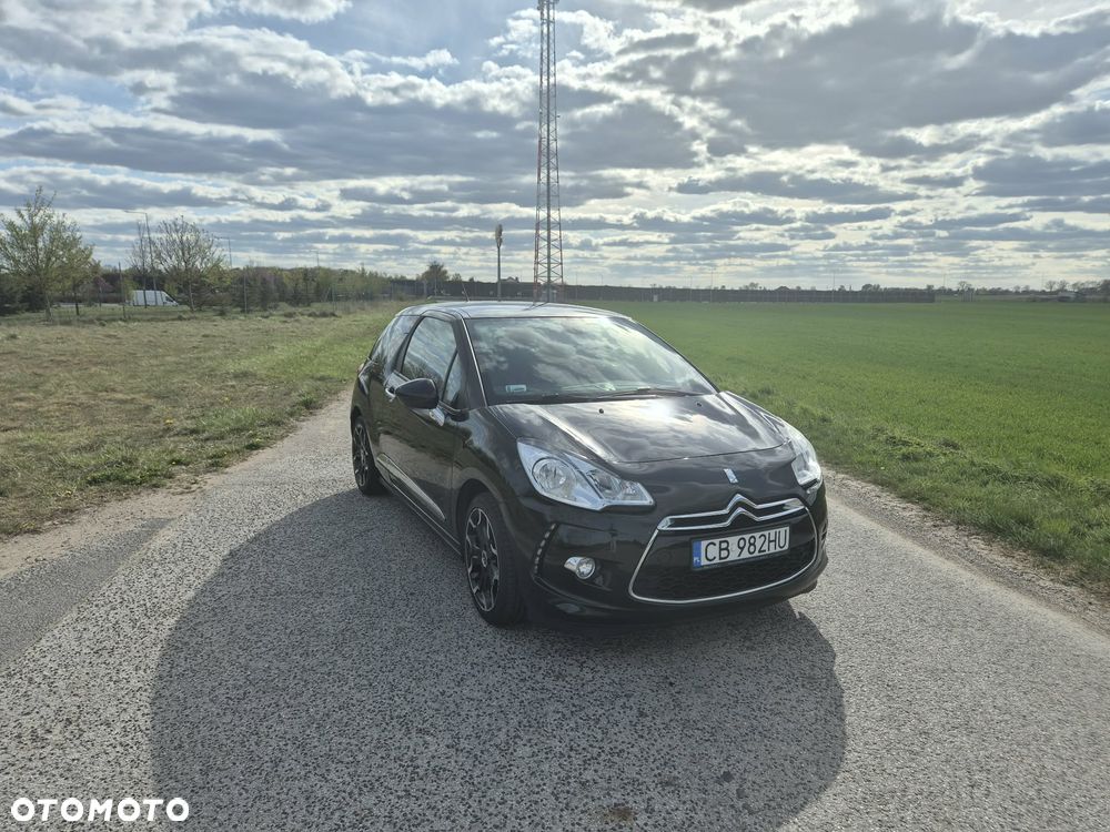 Citroën DS3 1.6 HDi SoChic - 2