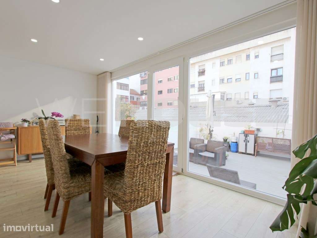 Apartamento T2 +1Centro BARREIRO com Terraço de 34m2 e Excelentes Á... - Grande imagem: 5/26