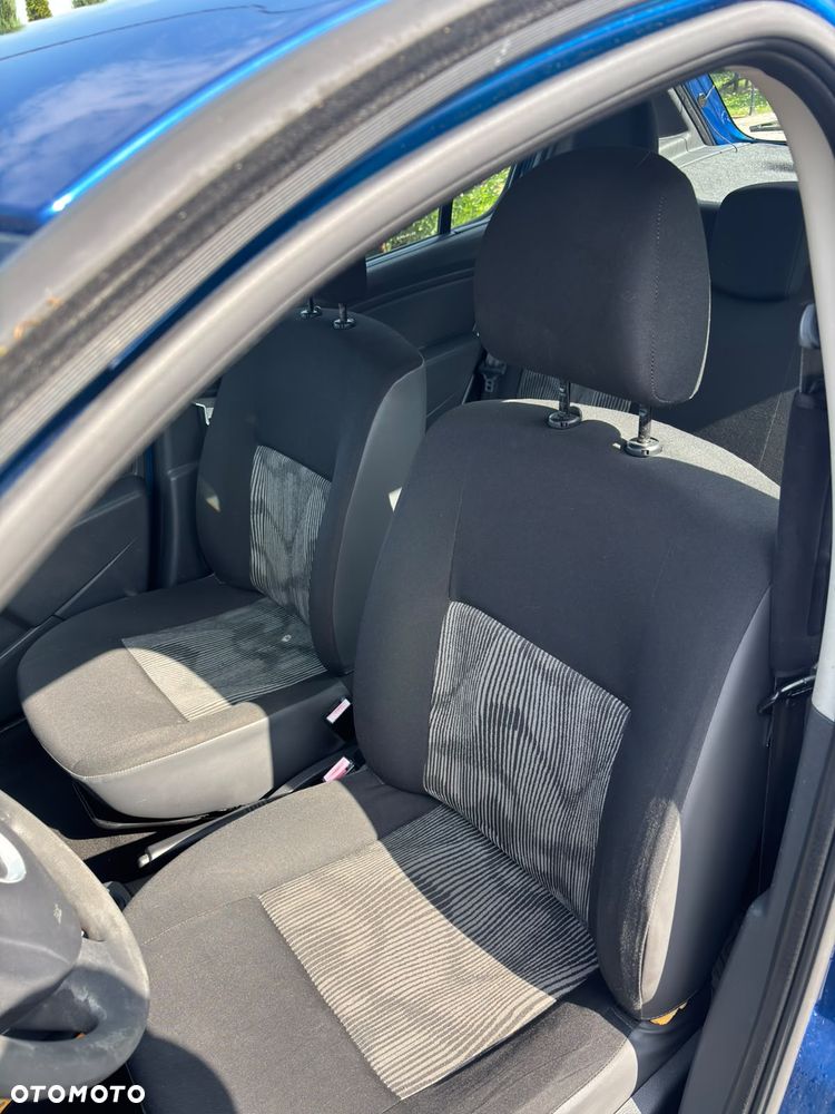 Dacia Sandero 1.6 Hi-Flex - 22