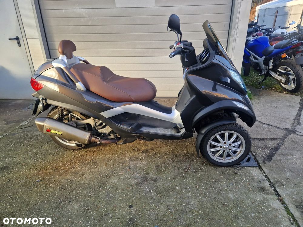 Piaggio MP-3 - 1