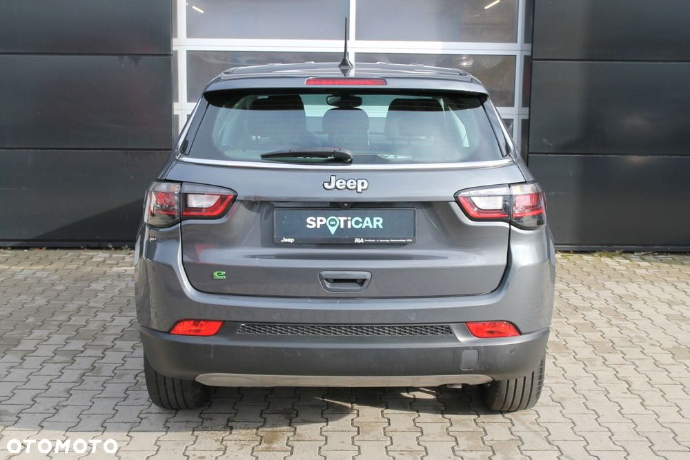 Jeep Compass - 14
