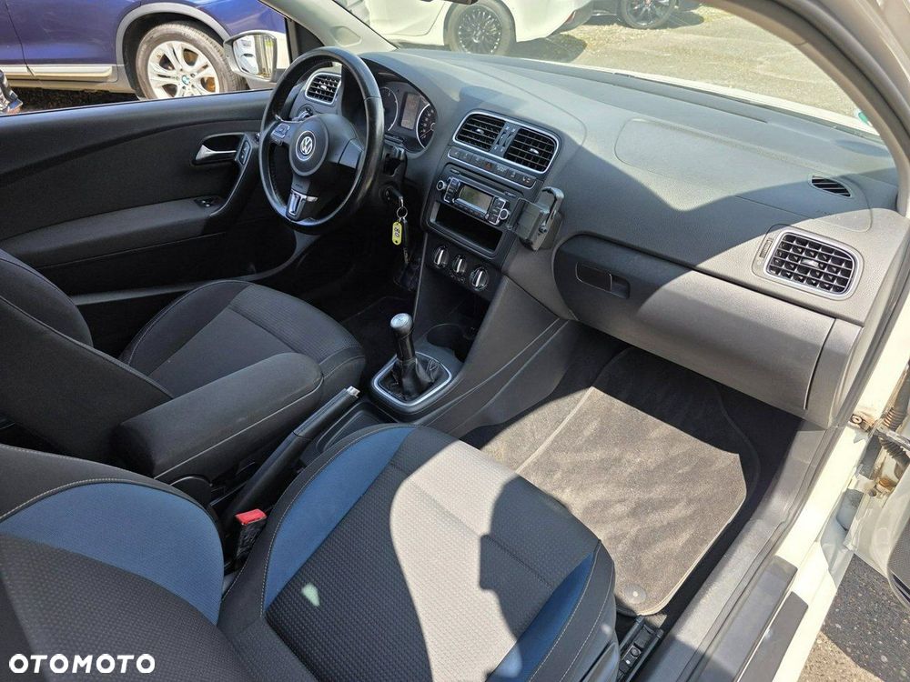 Volkswagen Polo 1.6 TDI Blue Motion Technology Trendline - 21